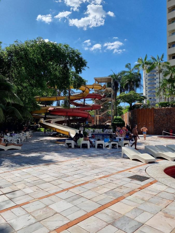 Aparthotel Flat 317 Golden Dolphin Express Caldas Novas Esterno foto